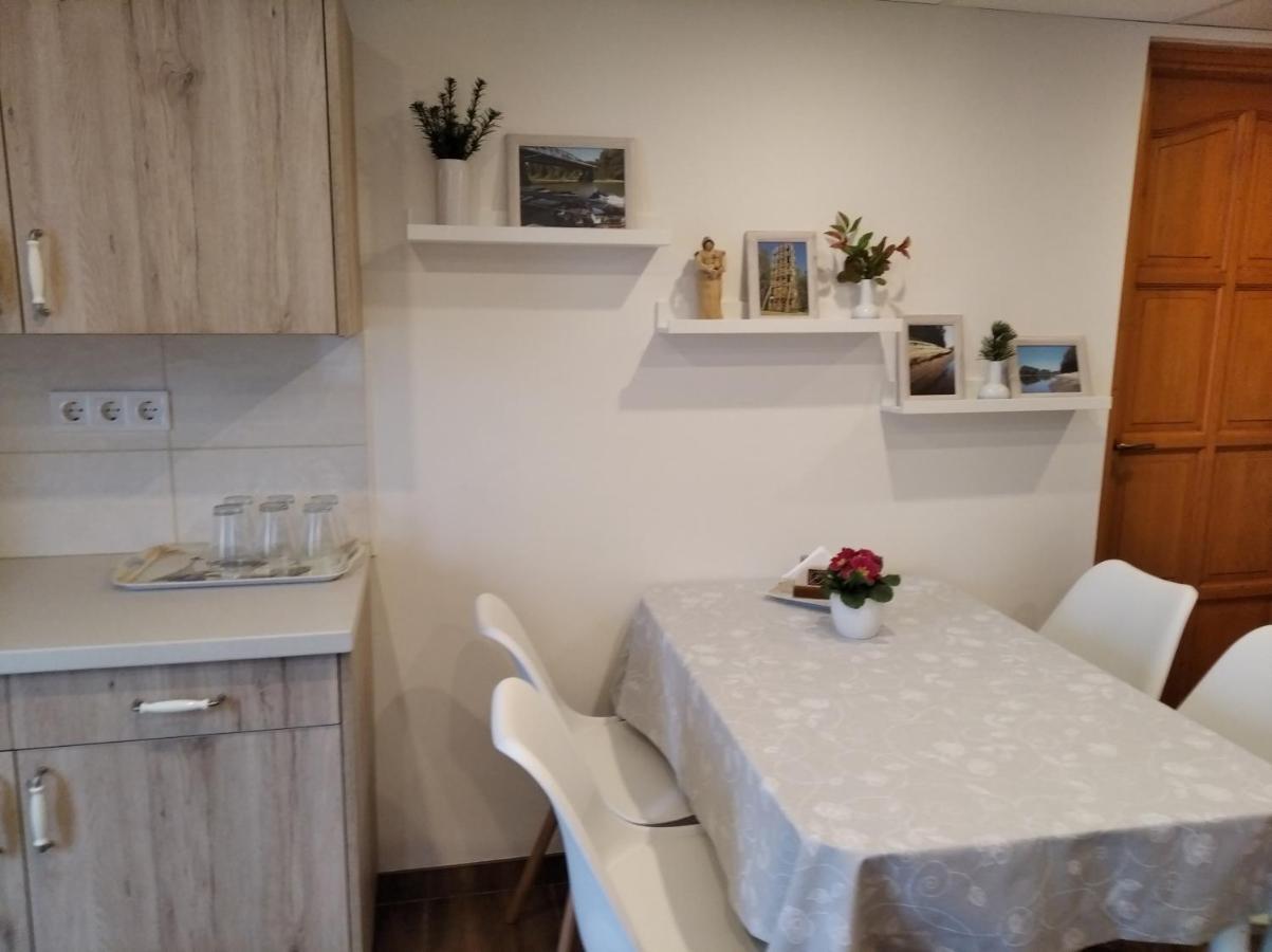 Golya Vendeghaz Apartment Tiszaug ภายนอก รูปภาพ
